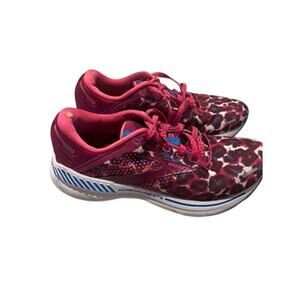 Brooks Adrenaline GTS magenta raspberry womens sz 7 running shoes